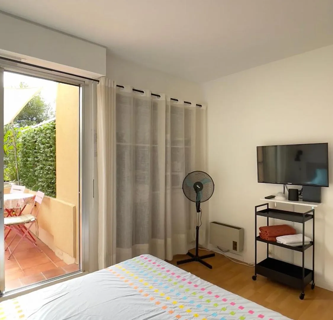 Chambre D Hote Avec Clim Terrasse Et Petit Dejeuner Hauteurs De 니스 프랑스
